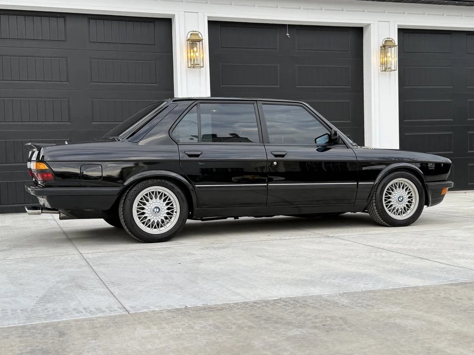 1988 BMW E28 M5 - Image 25 of 31