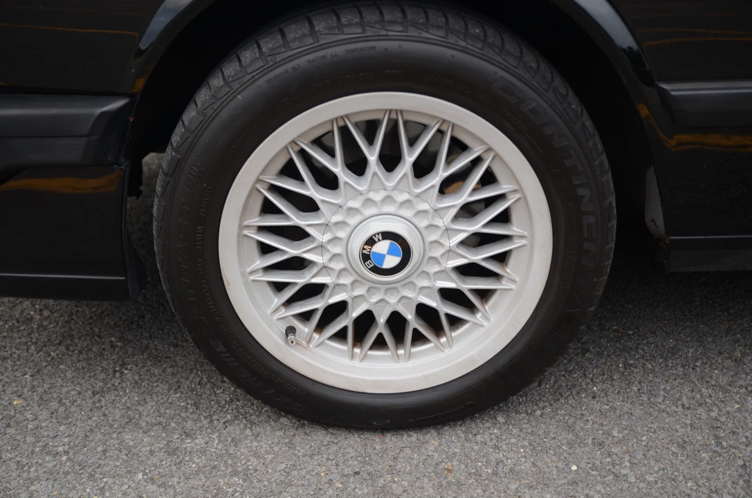 1988 BMW E28 M5 - Image 22 of 31