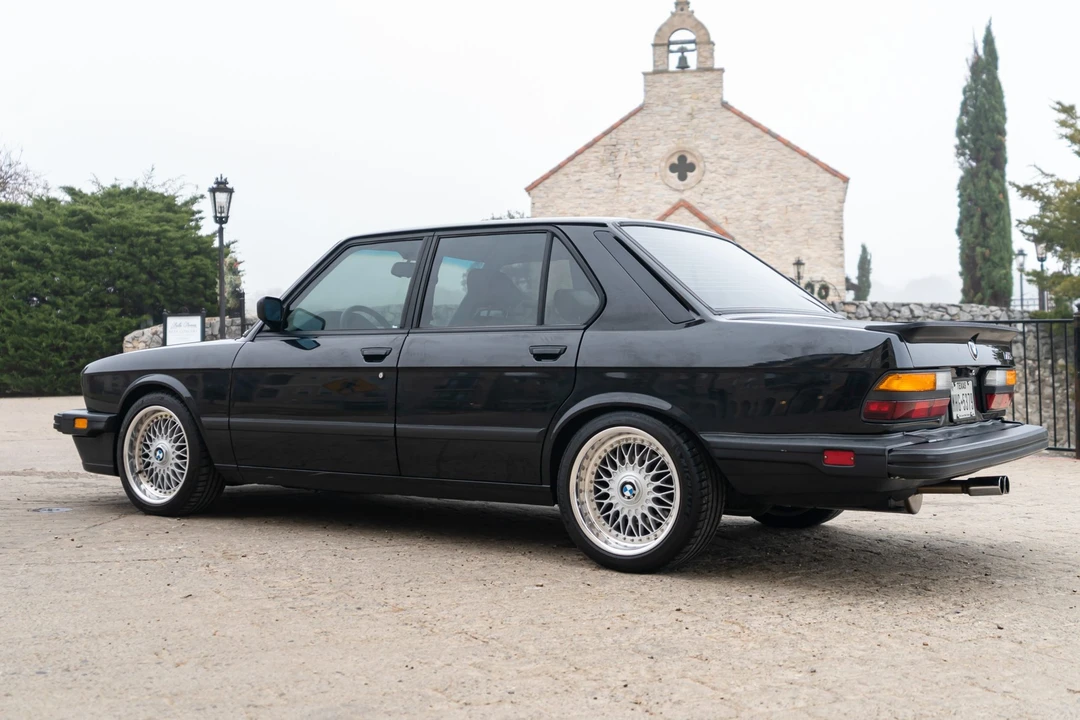 1988 BMW E28 M5 - Image 7 of 31