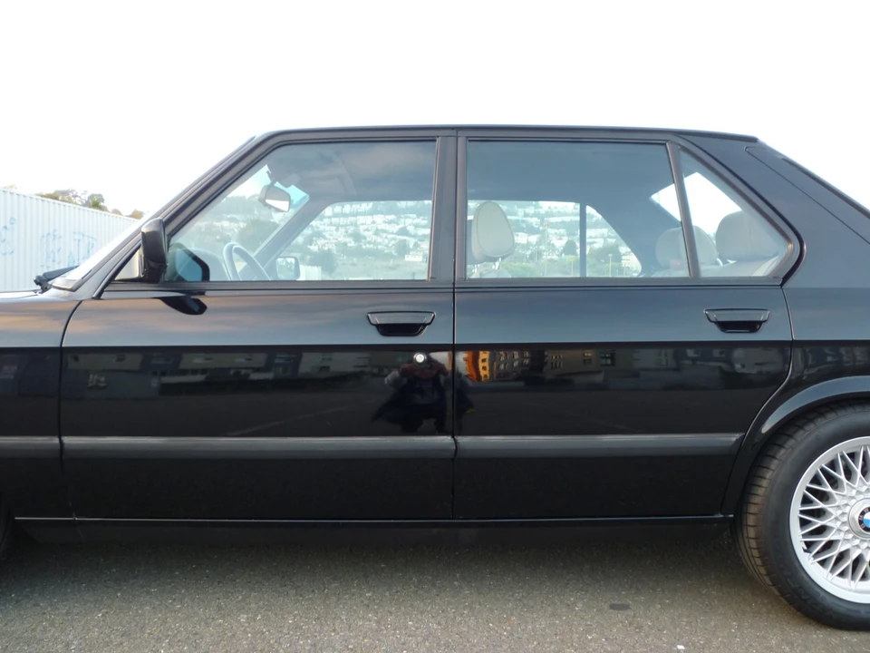 1988 BMW E28 M5 - Image 9 of 31