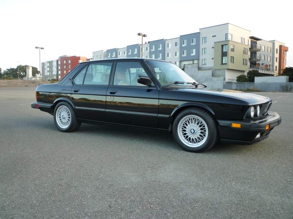 1988 BMW E28 M5 - Image 29 of 31