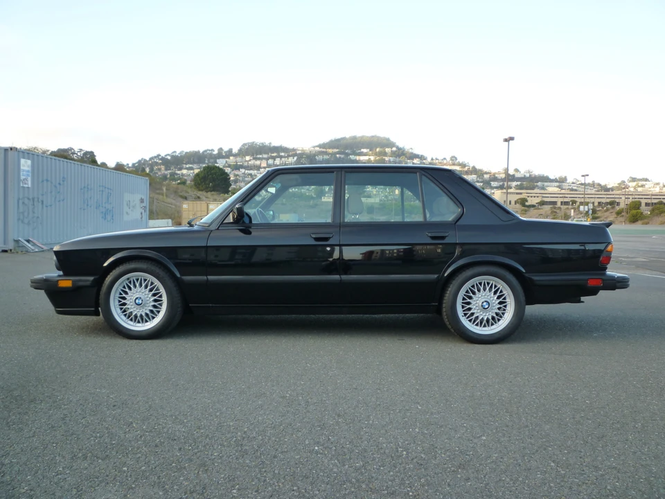 1988 BMW E28 M5 - Image 7 of 31