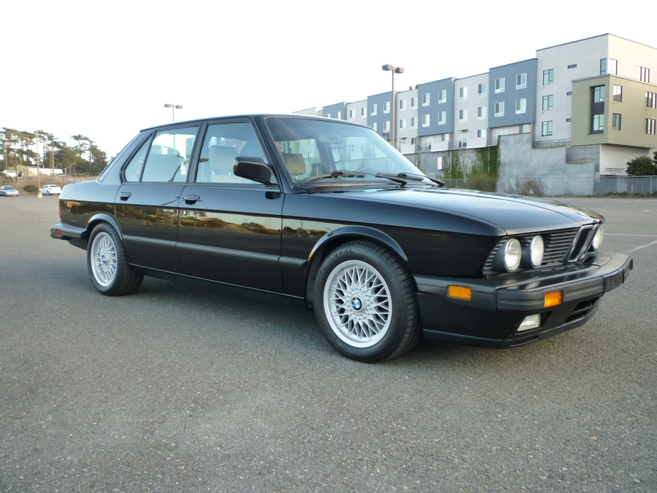 1988 BMW E28 M5 - Image 30 of 31