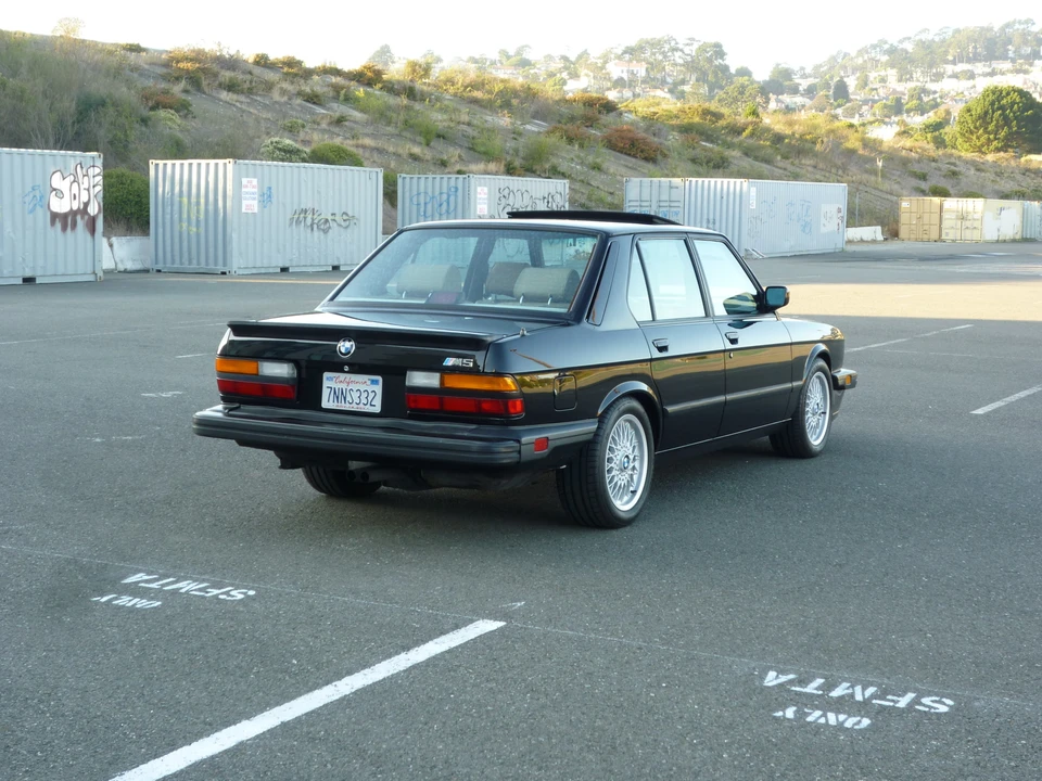 1988 BMW E28 M5 - Image 19 of 31
