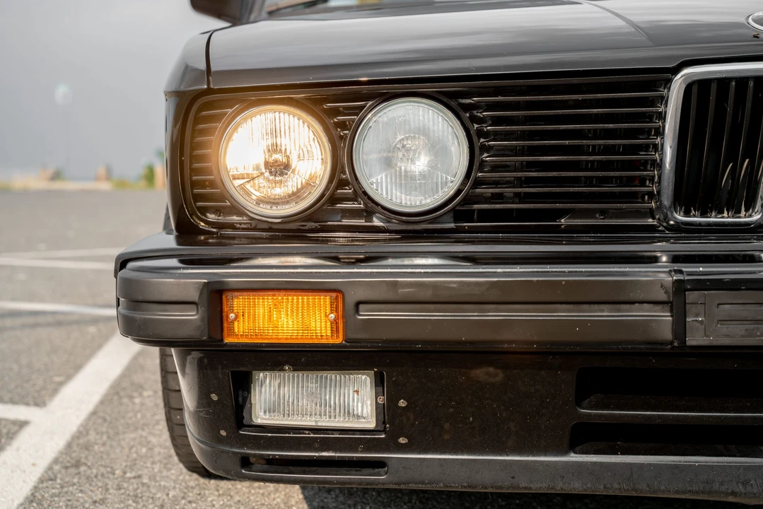 1988 BMW E28 M5 - Image 10 of 31
