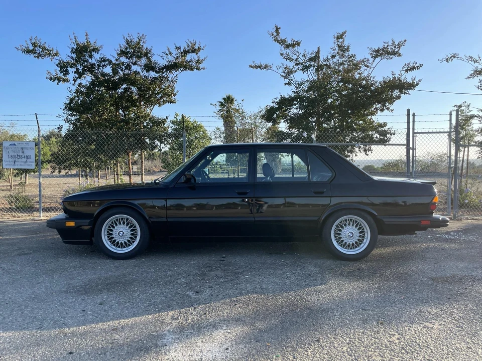 1988 BMW E28 M5 - Image 25 of 31