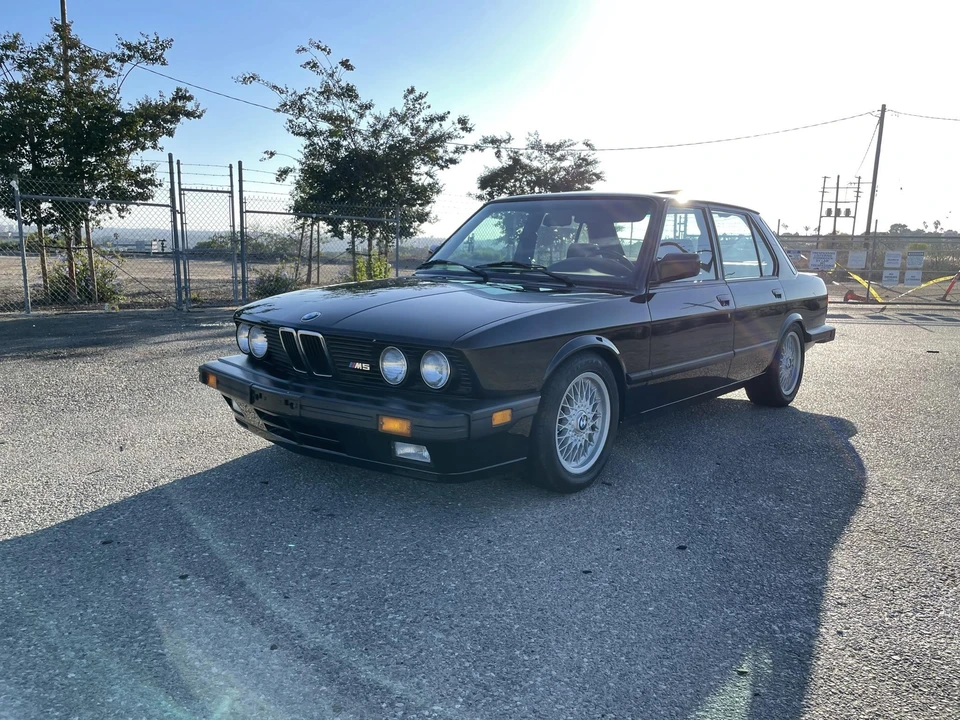 1988 BMW E28 M5 - Image 2 of 31