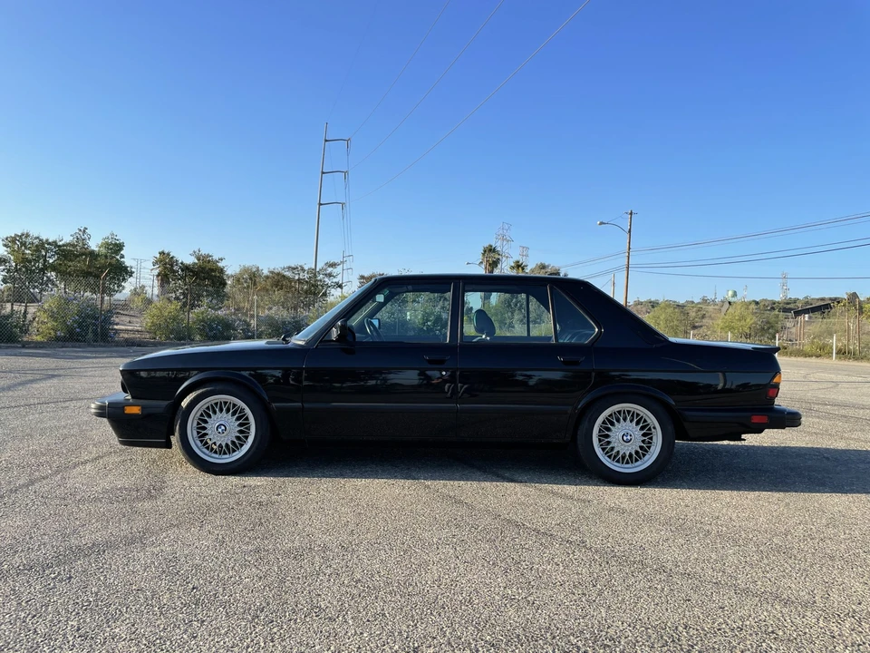 1988 BMW E28 M5 - Image 24 of 31