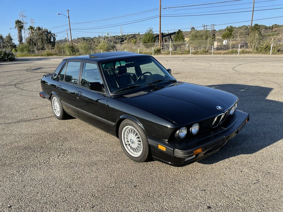 1988 BMW E28 M5 - Image 15 of 31