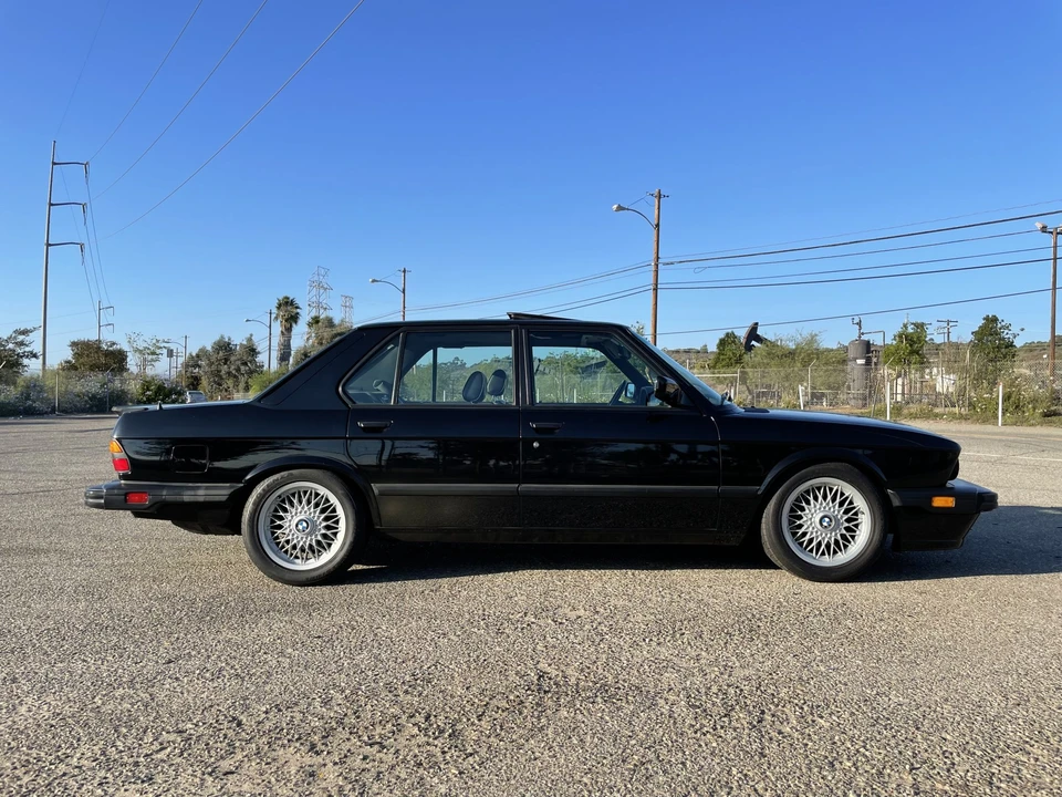 1988 BMW E28 M5 - Image 17 of 31