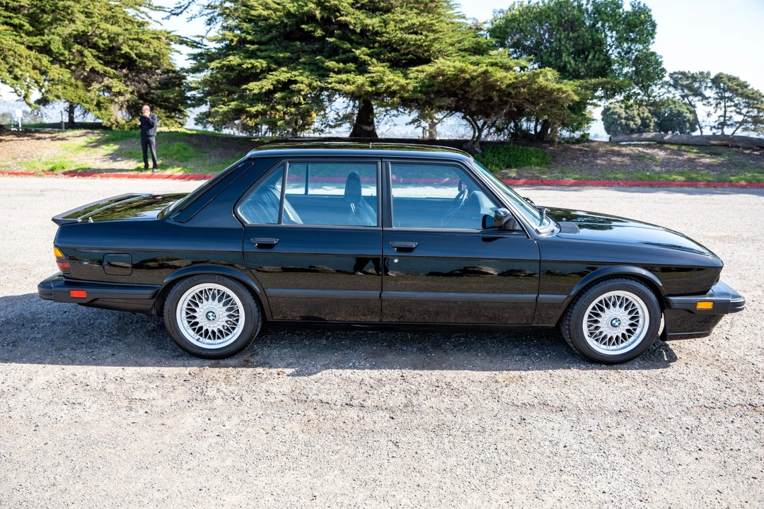 1988 BMW E28 M5 - Image 11 of 31
