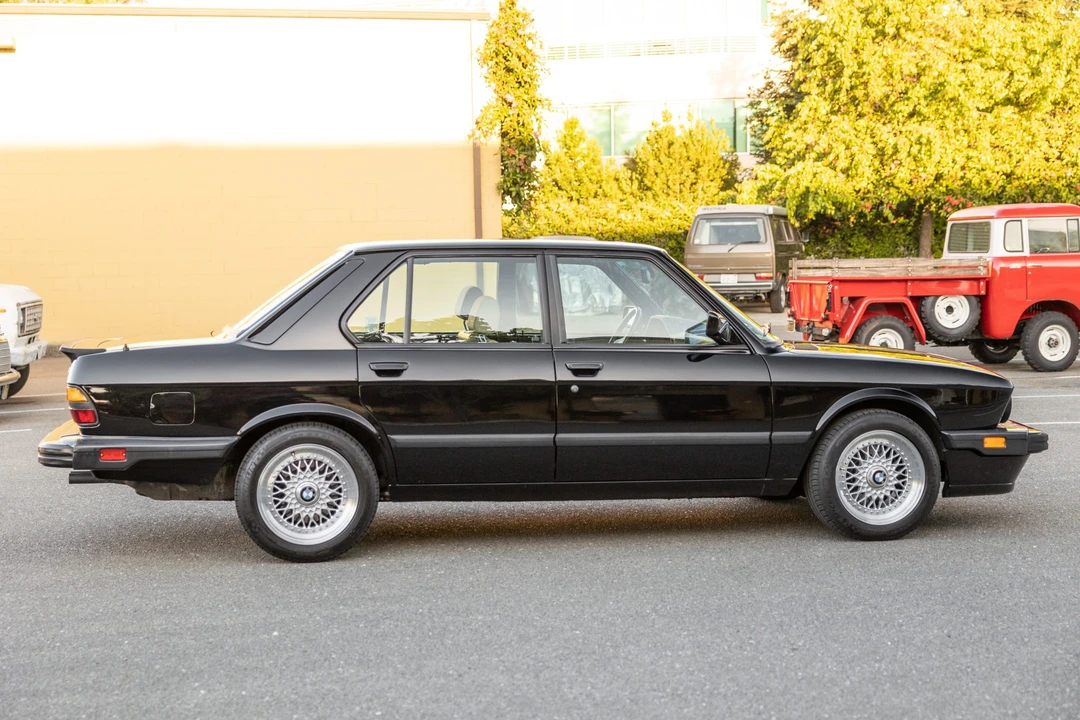 1988 BMW E28 M5 - Image 9 of 31