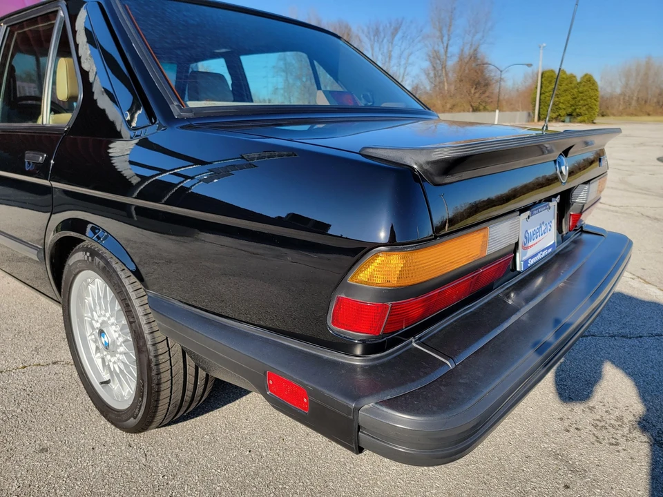 1988 BMW E28 M5 - Image 30 of 31