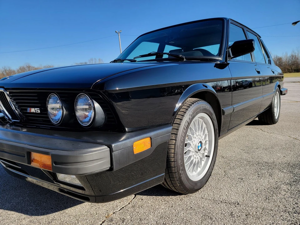 1988 BMW E28 M5 - Image 24 of 31