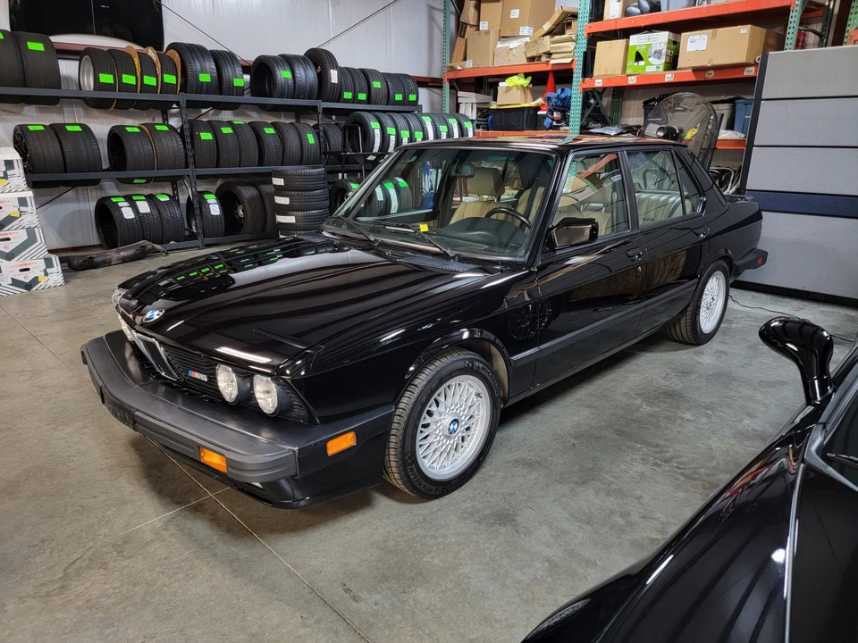 1988 BMW E28 M5 - Image 11 of 31