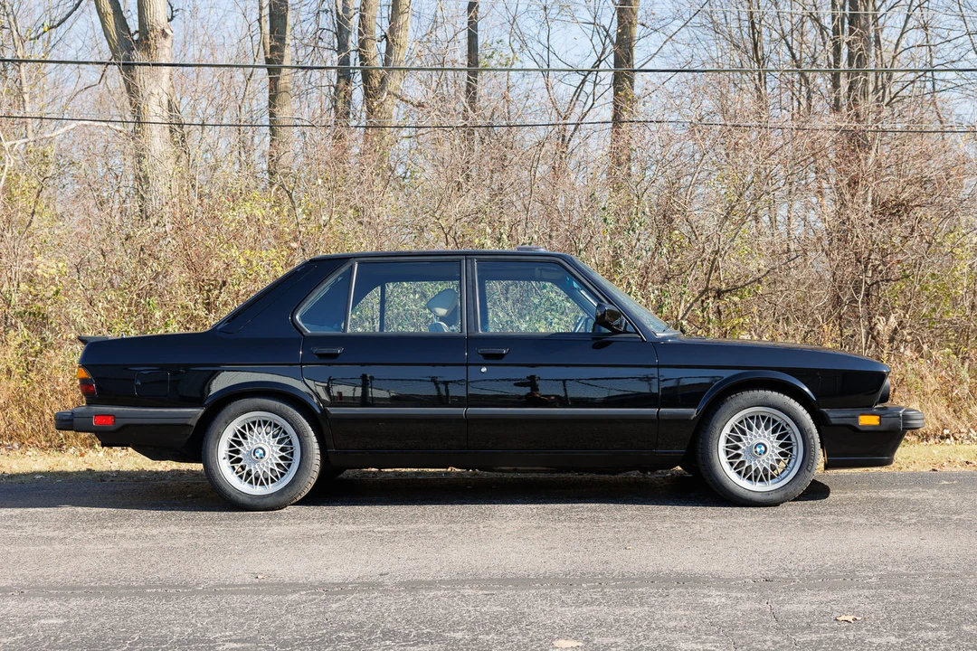 1988 BMW E28 M5 - Image 7 of 31