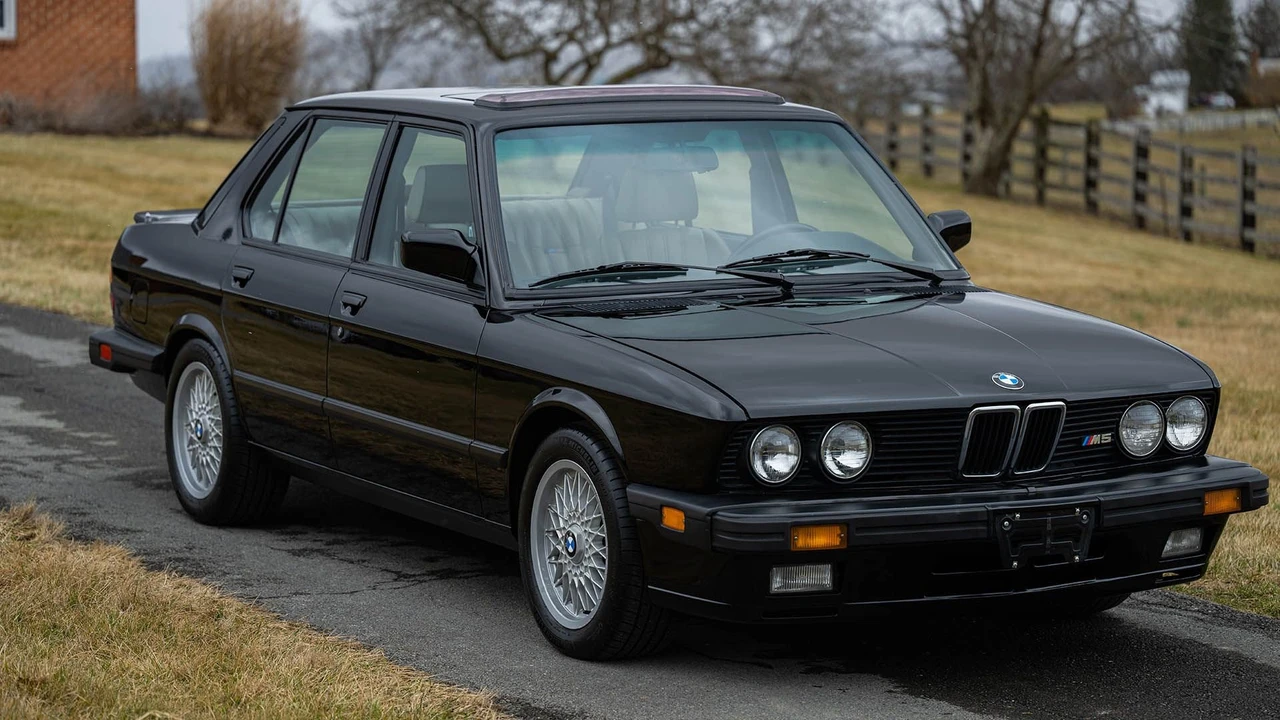 1988 BMW E28 M5 - Image 14 of 31