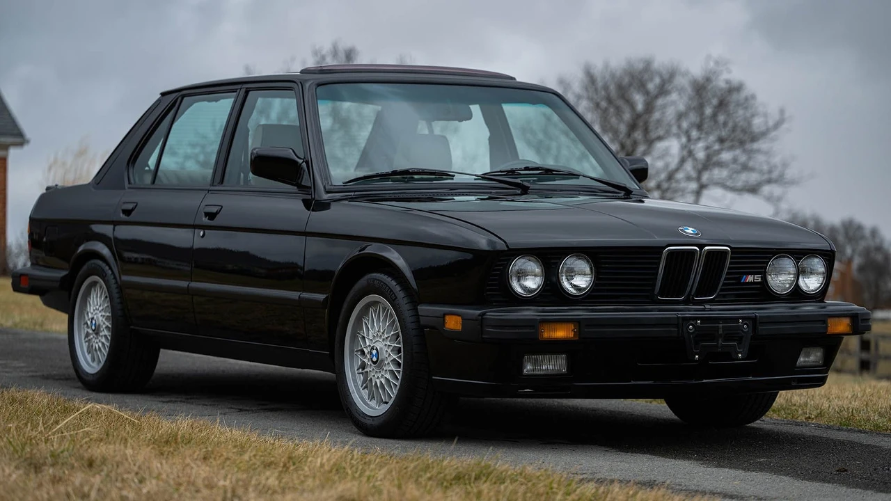 1988 BMW E28 M5 - Image 16 of 31