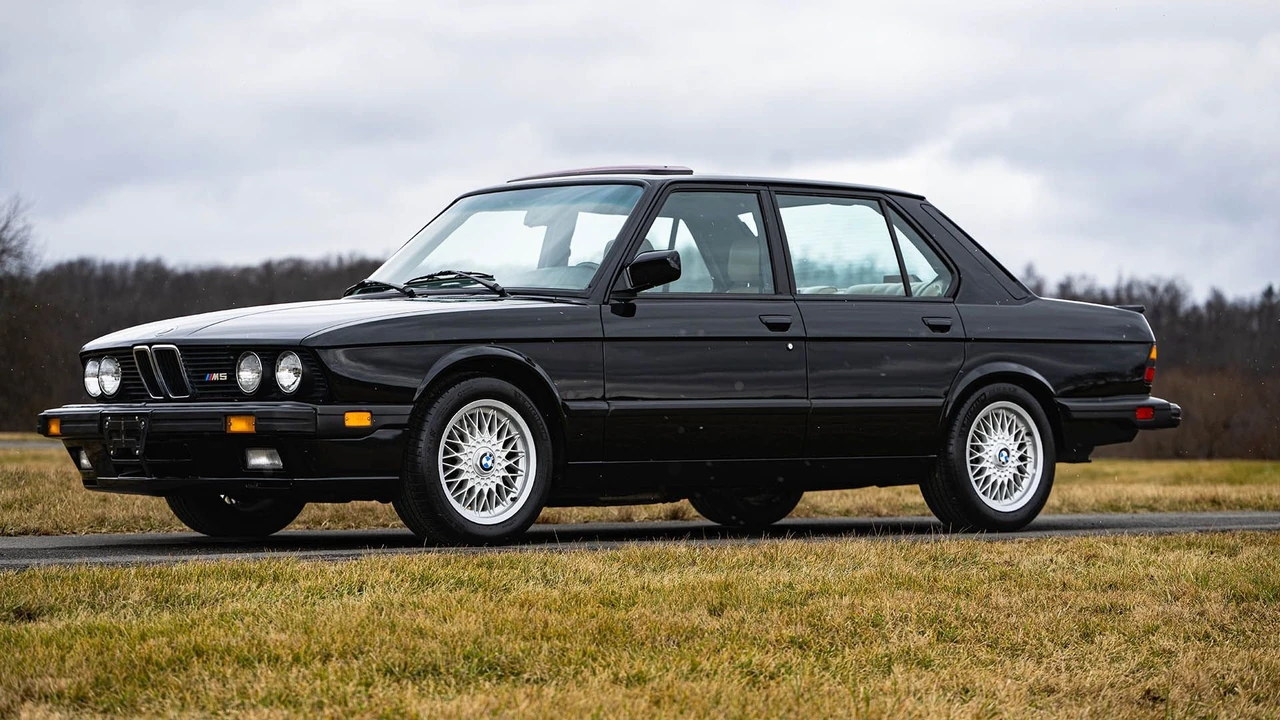 1988 BMW E28 M5 - Image 30 of 31
