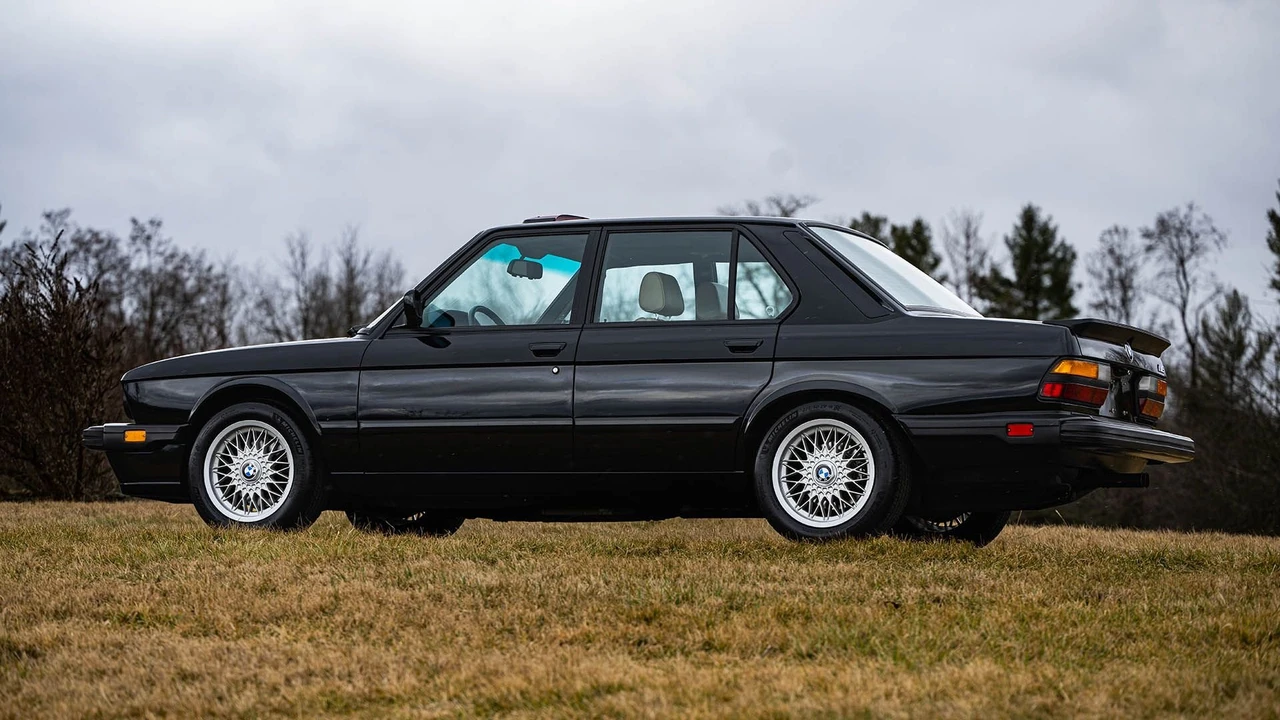 1988 BMW E28 M5 - Image 27 of 31