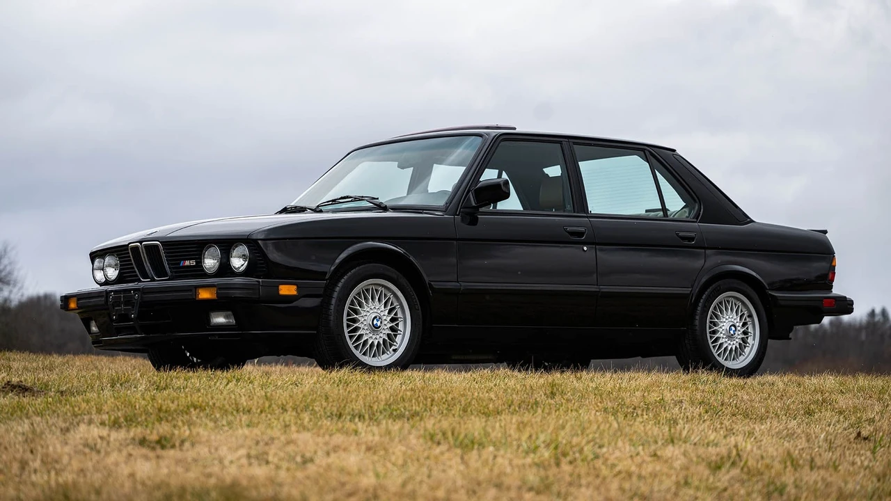1988 BMW E28 M5 - Image 20 of 31