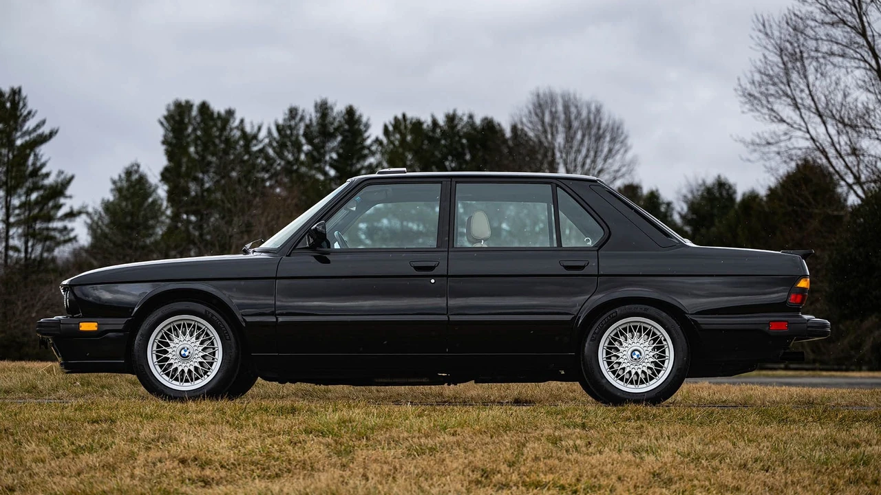 1988 BMW E28 M5 - Image 28 of 31