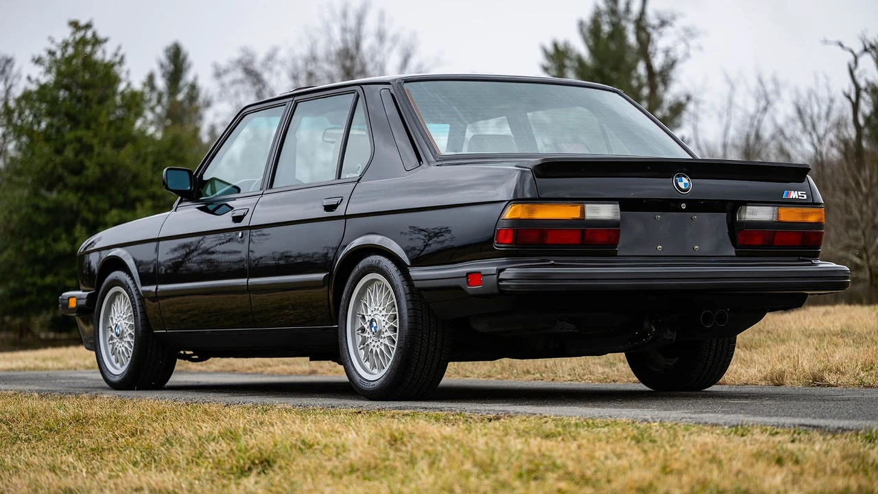 1988 BMW E28 M5 - Image 25 of 31