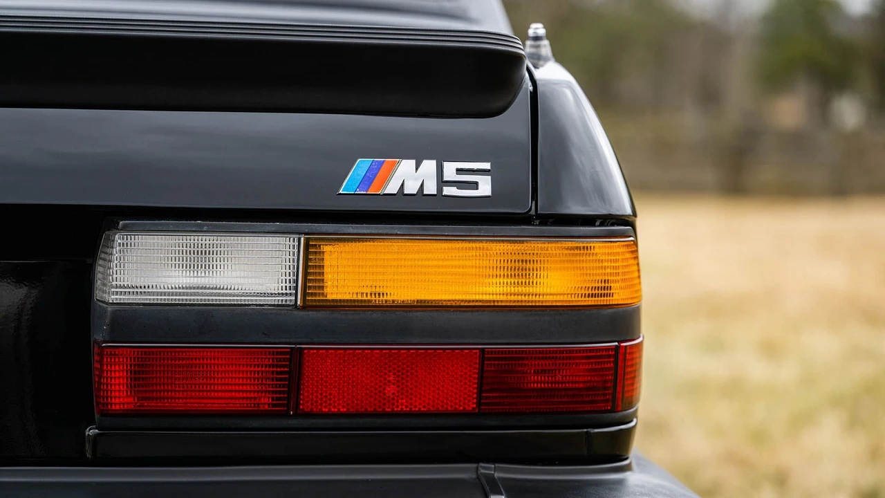 1988 BMW E28 M5 - Image 4 of 31