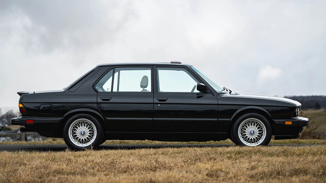 1988 BMW E28 M5 - Image 2 of 31