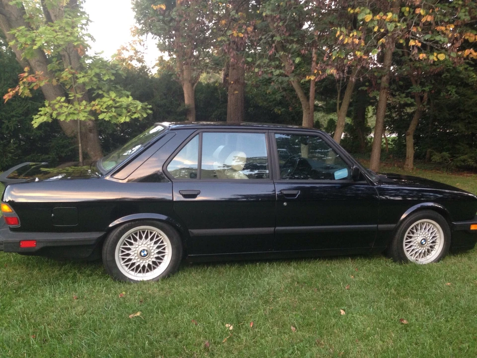 1988 BMW E28 M5 - Image 8 of 31
