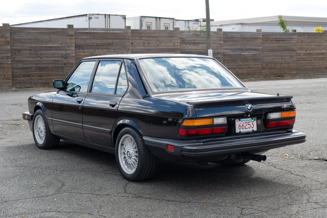 1988 BMW E28 M5 - Image 11 of 31