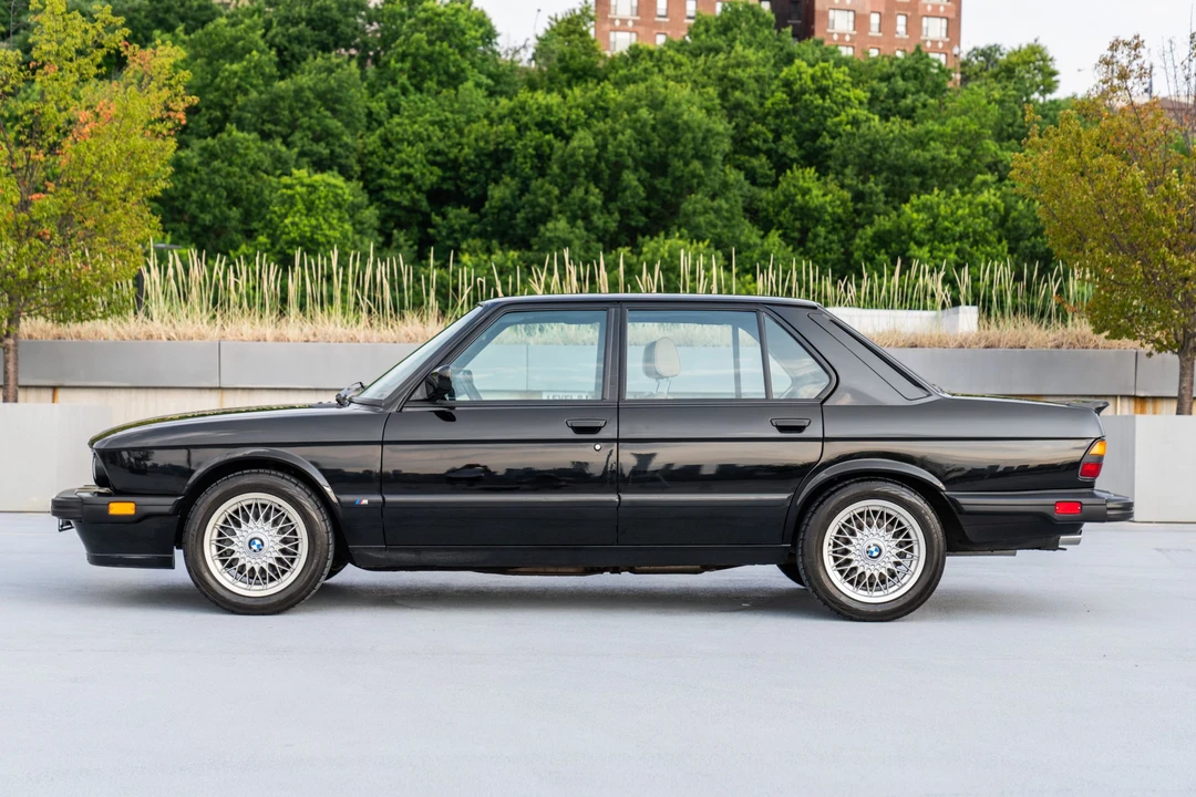 1988 BMW E28 M5 - Image 4 of 31