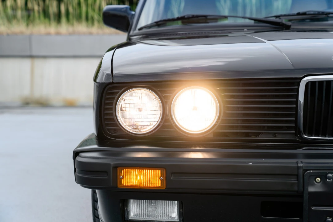 1988 BMW E28 M5 - Image 13 of 31