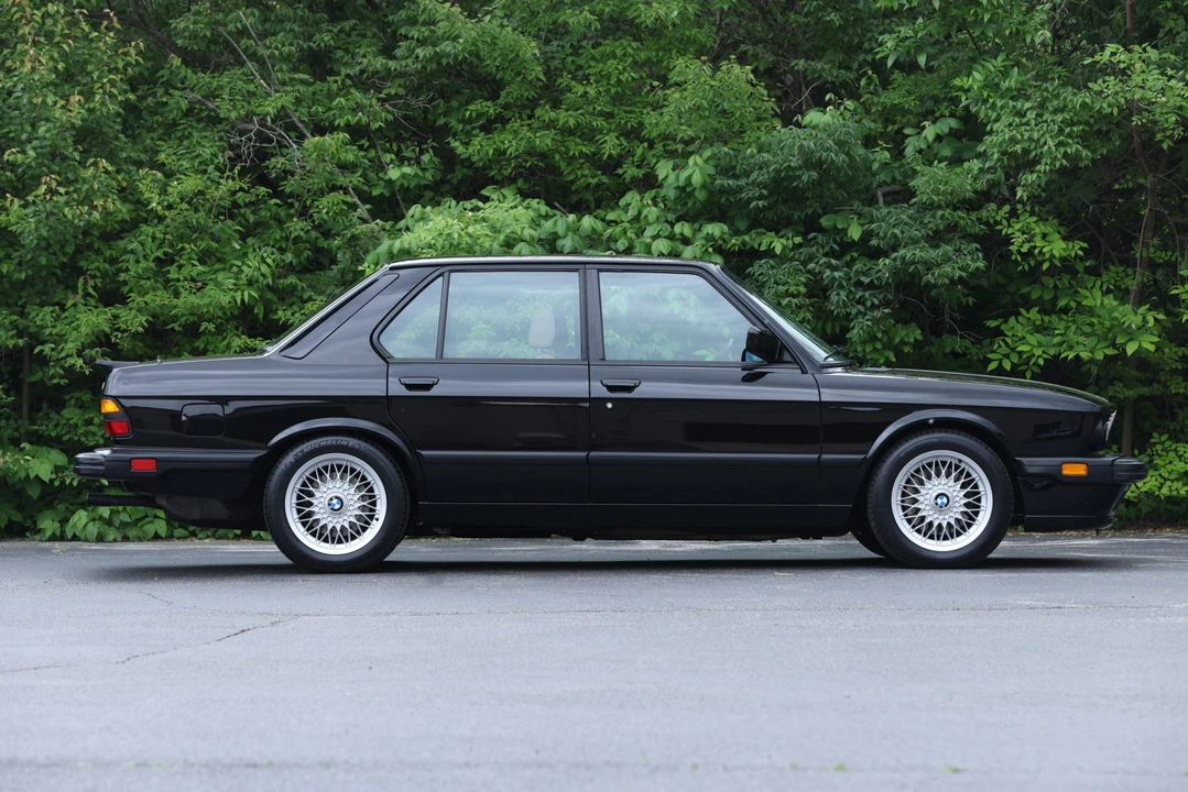 1988 BMW E28 M5 - Image 5 of 31