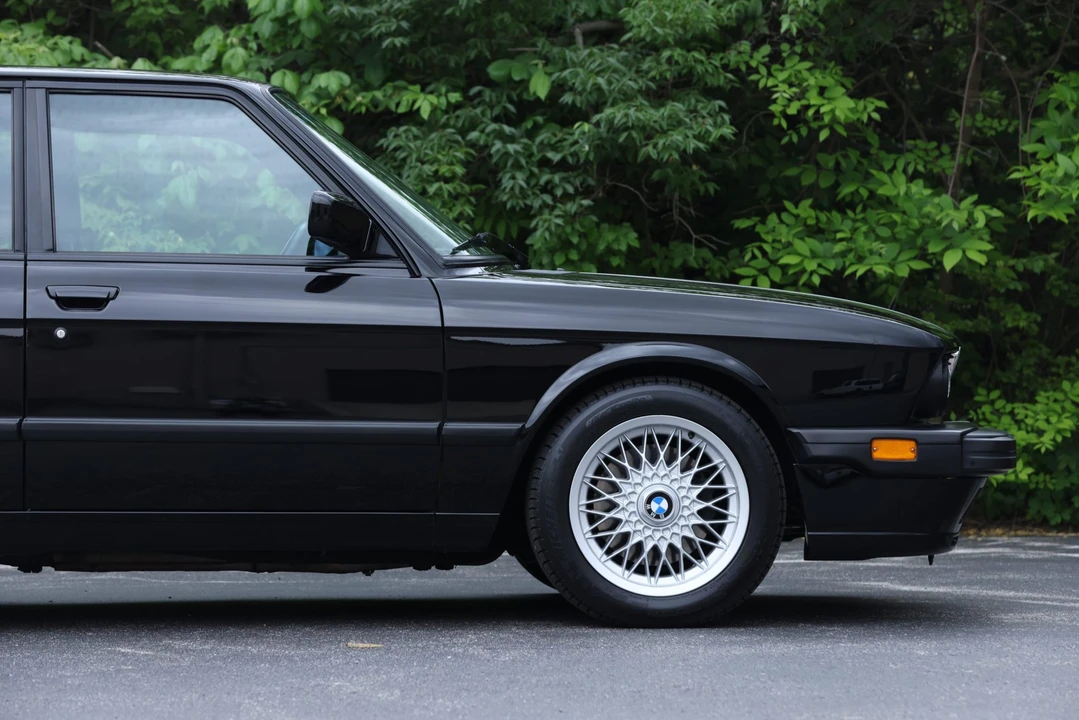 1988 BMW E28 M5 - Image 13 of 31