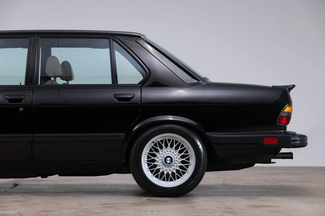 1988 BMW E28 M5 - Image 23 of 31