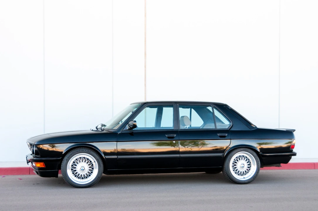 1988 BMW E28 M5 - Image 5 of 31