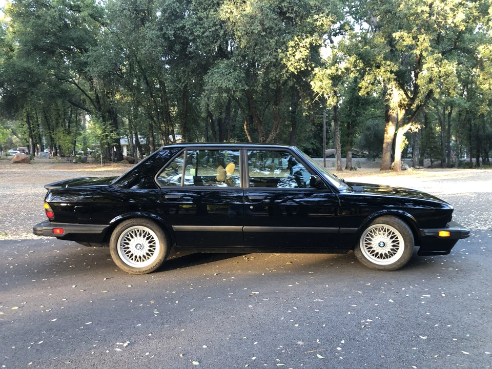 1988 BMW E28 M5 - Image 5 of 31