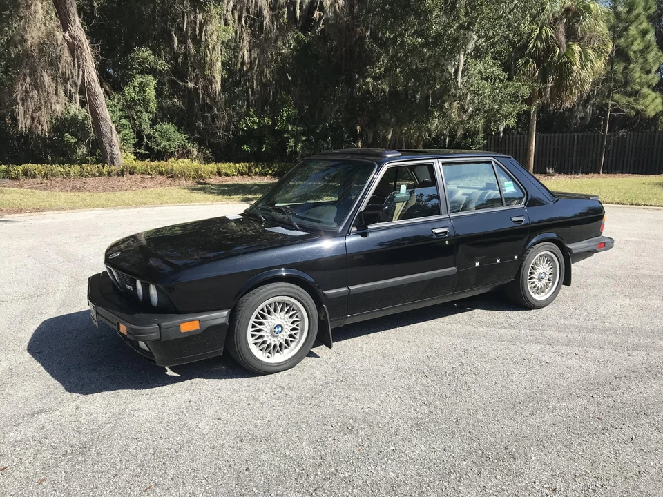 1988 BMW E28 M5 - Image 2 of 31