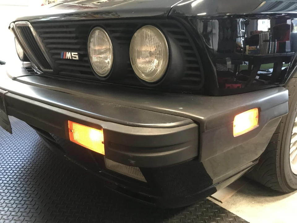 1988 BMW E28 M5 - Image 11 of 31