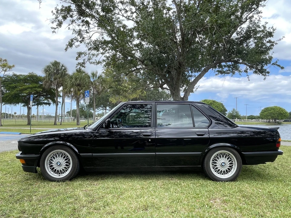 1988 BMW E28 M5 - Image 5 of 31