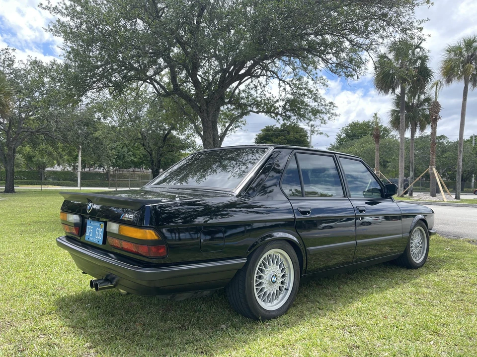 1988 BMW E28 M5 - Image 10 of 31