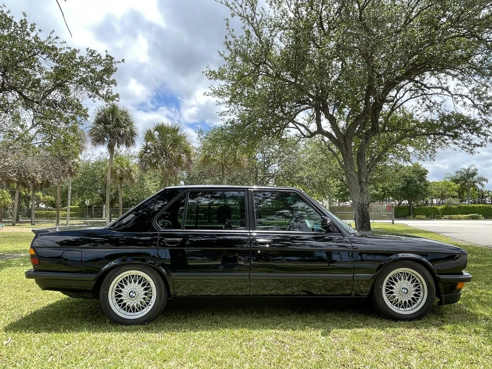 1988 BMW E28 M5 - Image 11 of 31