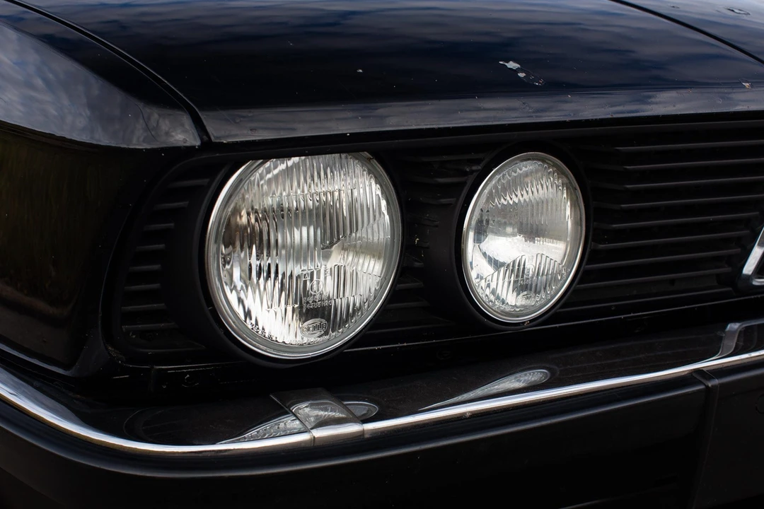 1988 BMW E28 M5 - Image 15 of 31