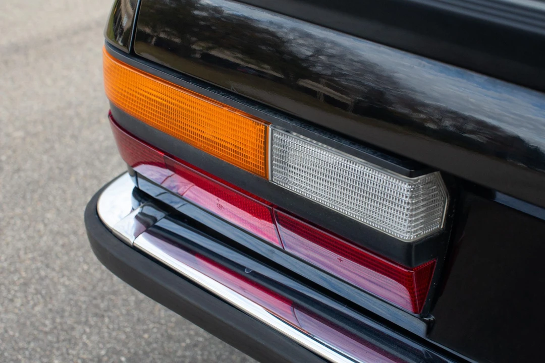 1988 BMW E28 M5 - Image 17 of 31