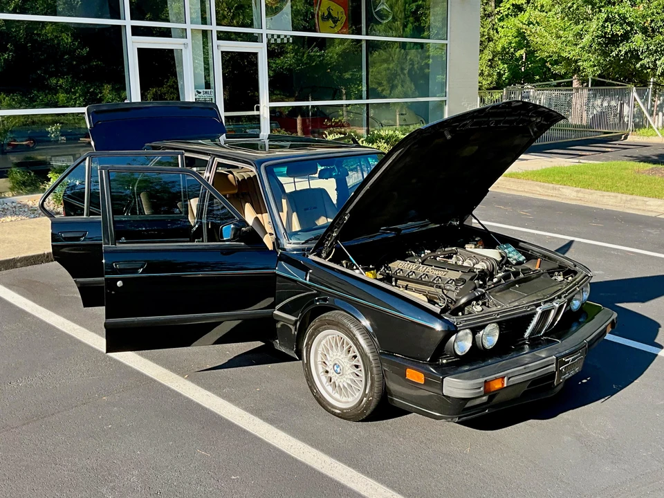 1988 BMW E28 M5 - Image 28 of 31