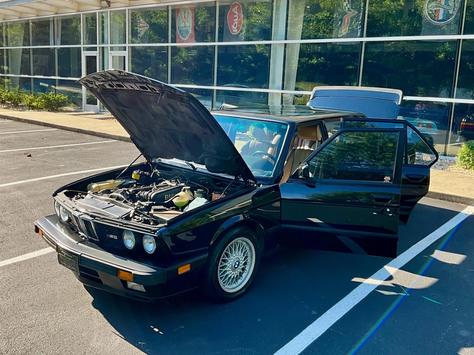 1988 BMW E28 M5 - Image 25 of 31