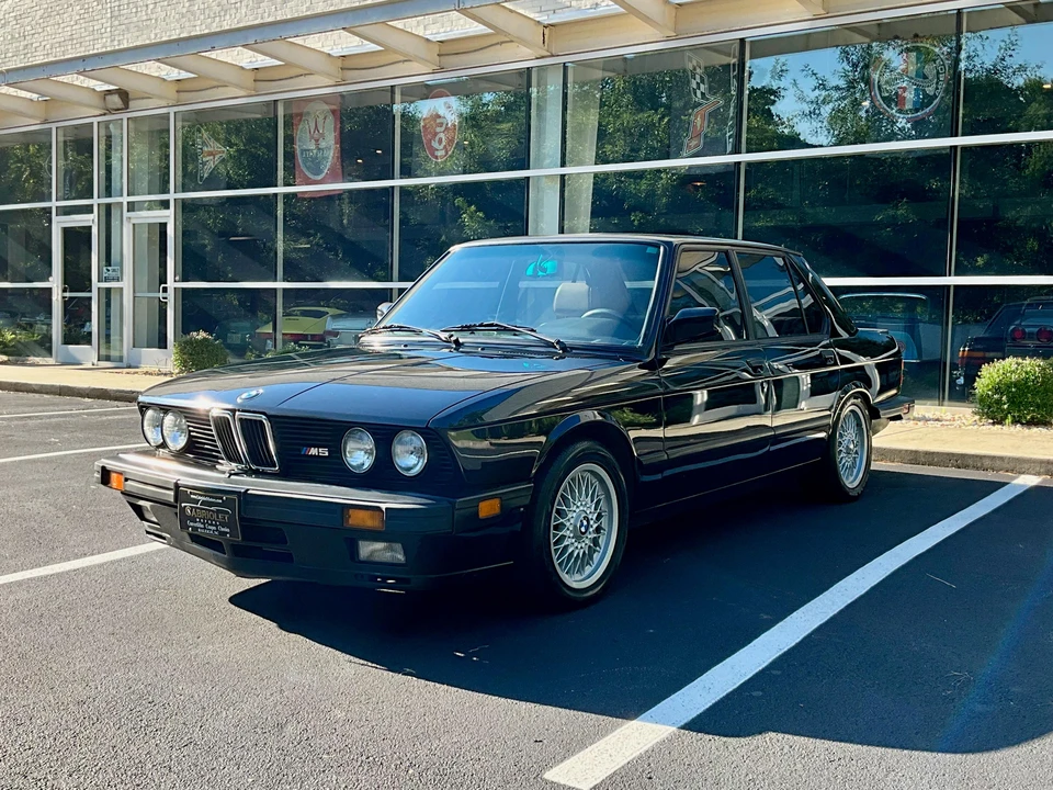 1988 BMW E28 M5 - Image 10 of 31