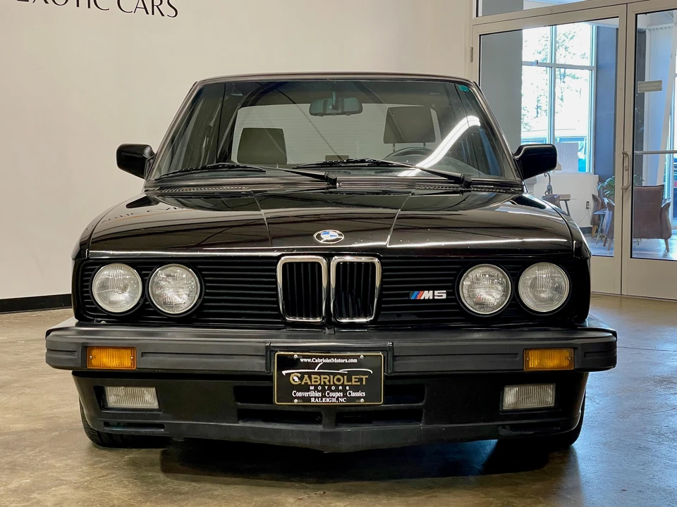 1988 BMW E28 M5 - Image 17 of 31