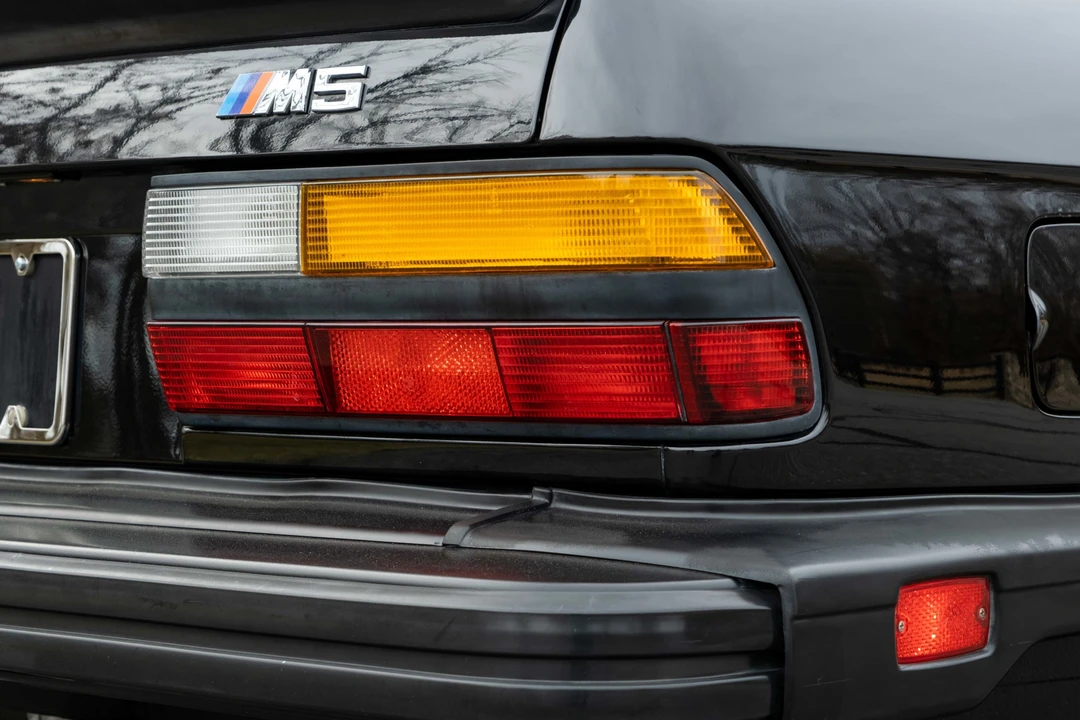 1988 BMW E28 M5 - Image 16 of 31